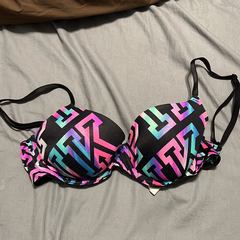 Pink underwire tshirt bra